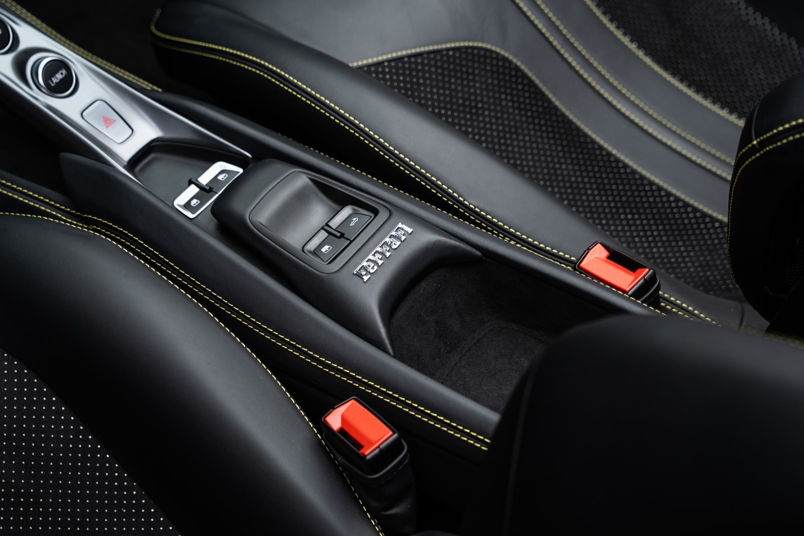 2021 FERRARI F8 SPIDER | MAIN DEALER SERVICE